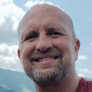 Profile photo of Ludo Jambrich